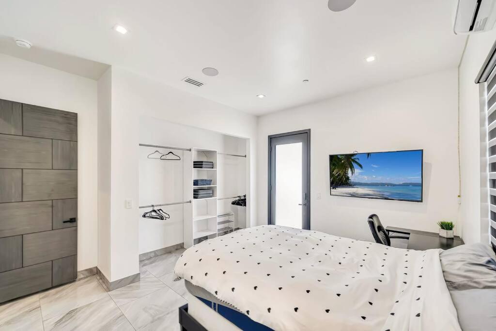 Ferienhaus Poolside Paradise 5br 4ba *
